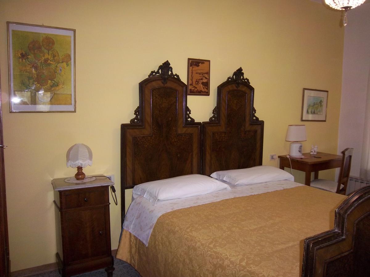 Agriturismo Villa Mozart Nel Verde Gubbio Exterior photo